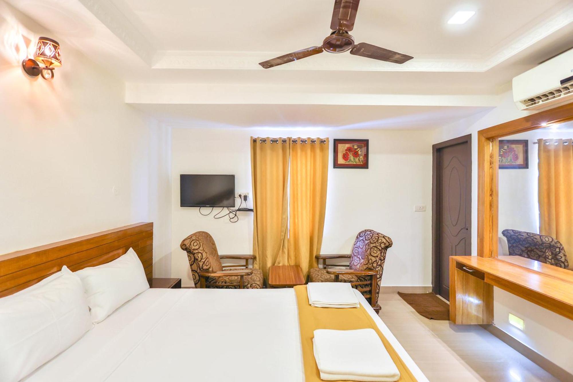 Hotel Golden Bliss Pondicherry Esterno foto
