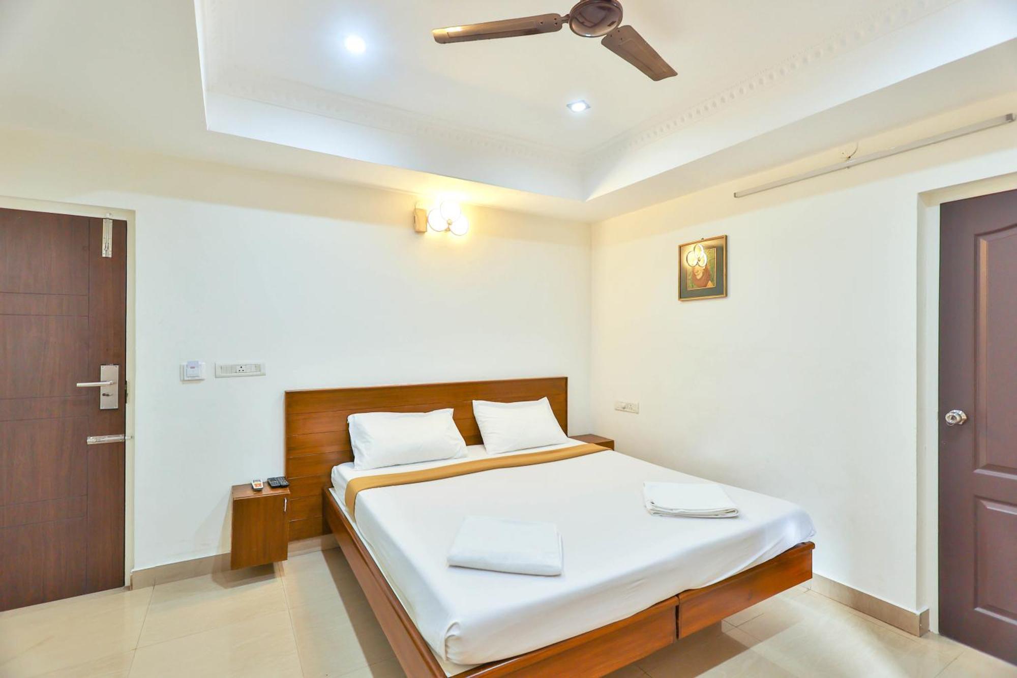 Hotel Golden Bliss Pondicherry Esterno foto