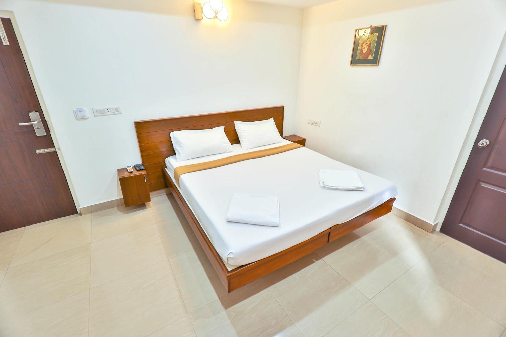 Hotel Golden Bliss Pondicherry Esterno foto
