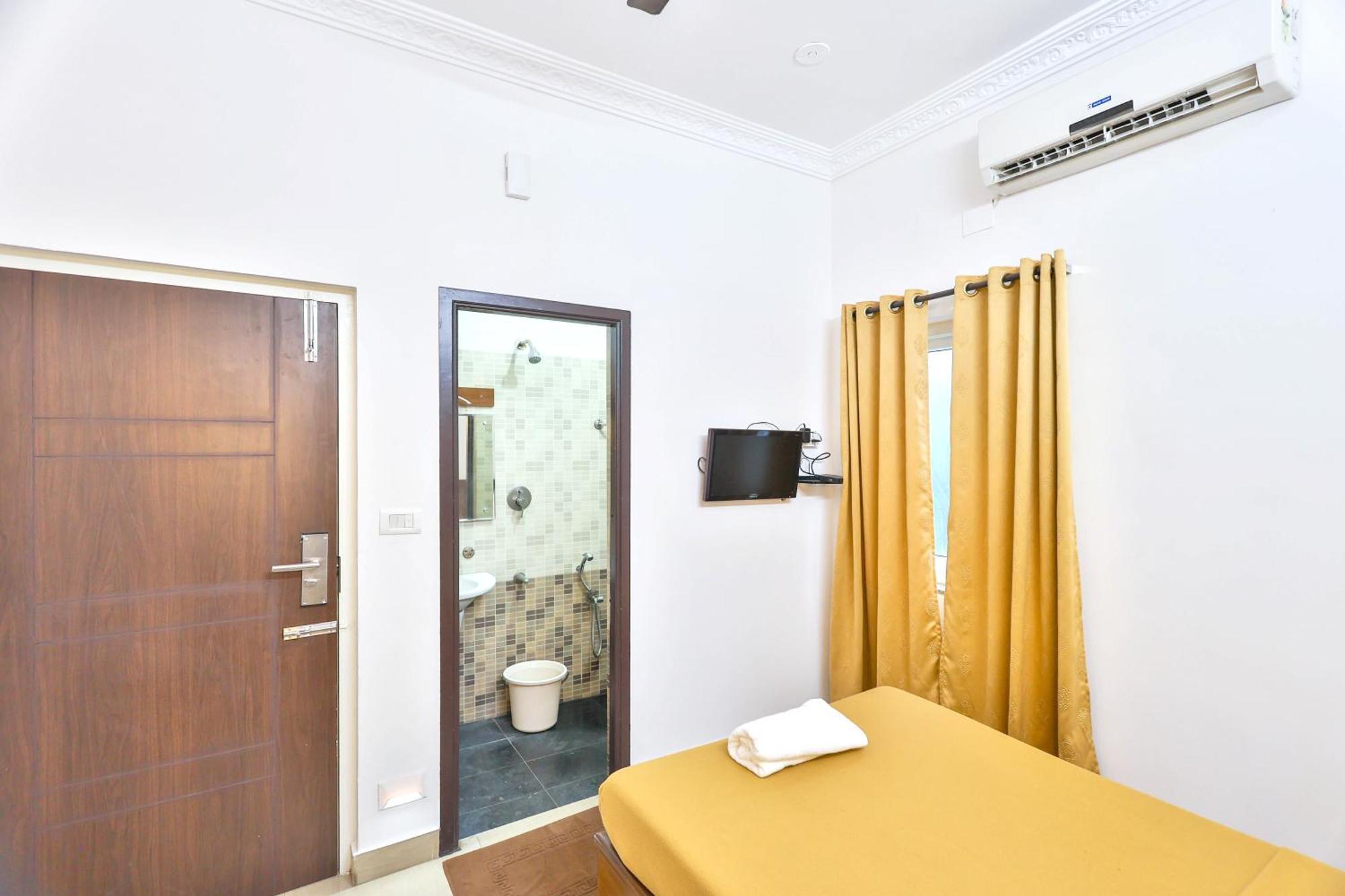 Hotel Golden Bliss Pondicherry Esterno foto
